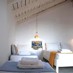 Loft 公寓 *